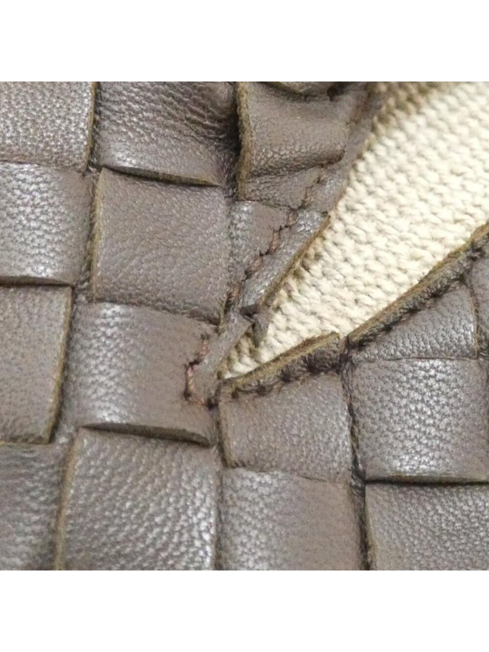 Bottega Veneta Vintage Shoulder Bag - Picture 4 of 9